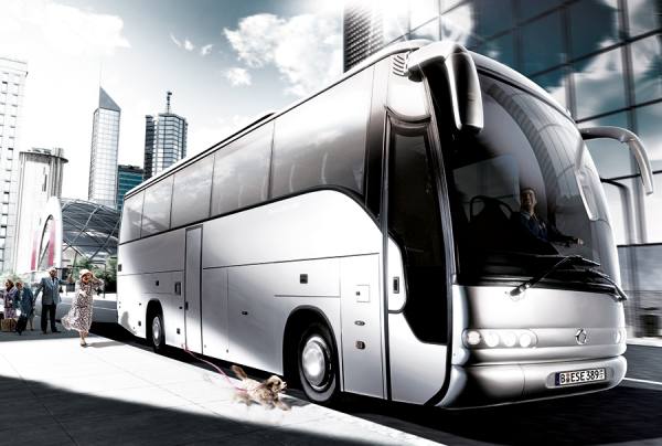 Photograph Paolo Cecchin Iveco on One Eyeland